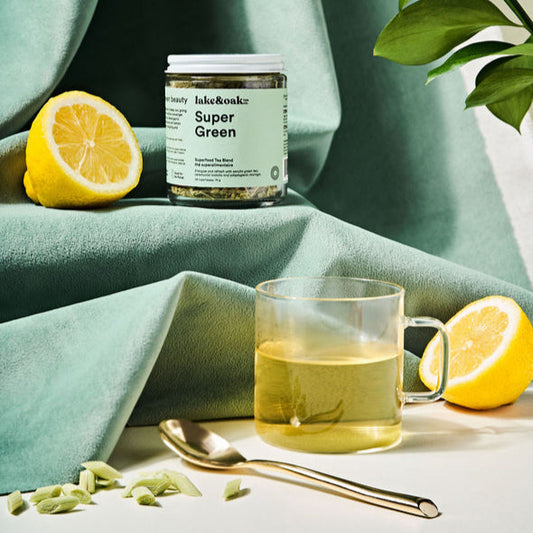 Lake & Oak Organic Super Green Tea Lifestyle