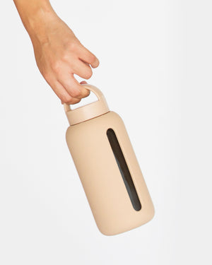 Day Bottle [ The Hydration Tracking Water Bottle ] - Sand