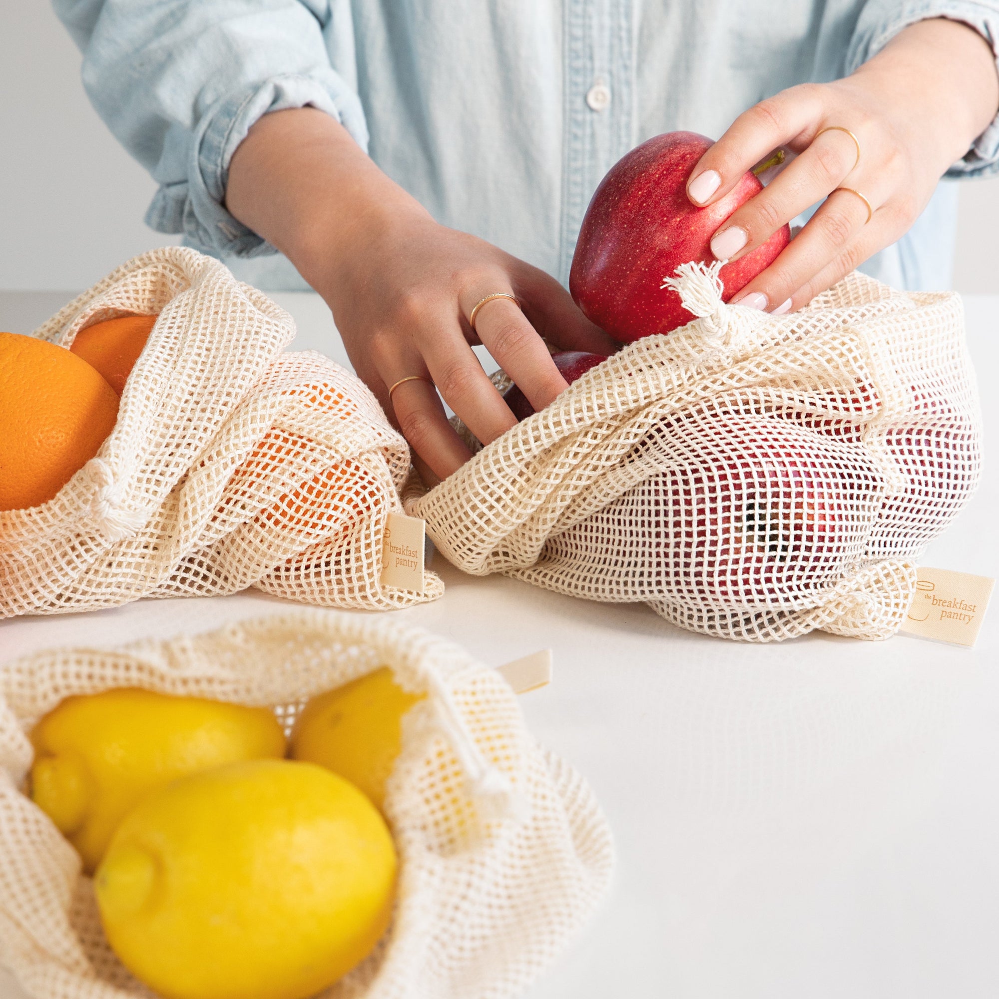 The Breakfast Pantry Organic Cotton Mesh Produce Bags Lifestyle 3